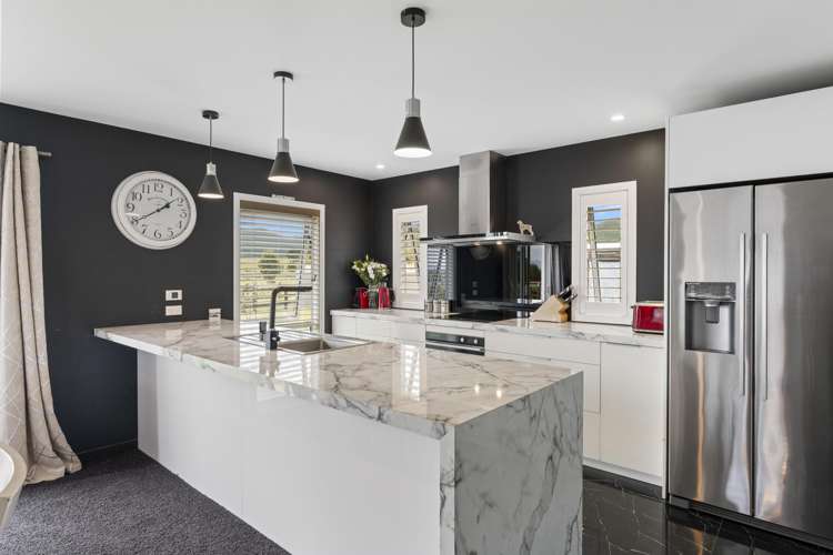 341 White Road Broadlands Forest_3