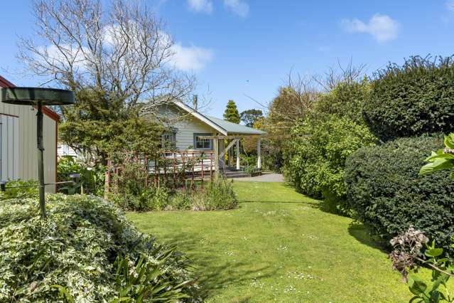 85 South Road Manaia_3