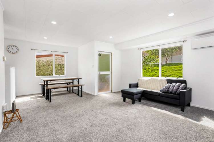 23 Meadowvale Rise Titirangi_10