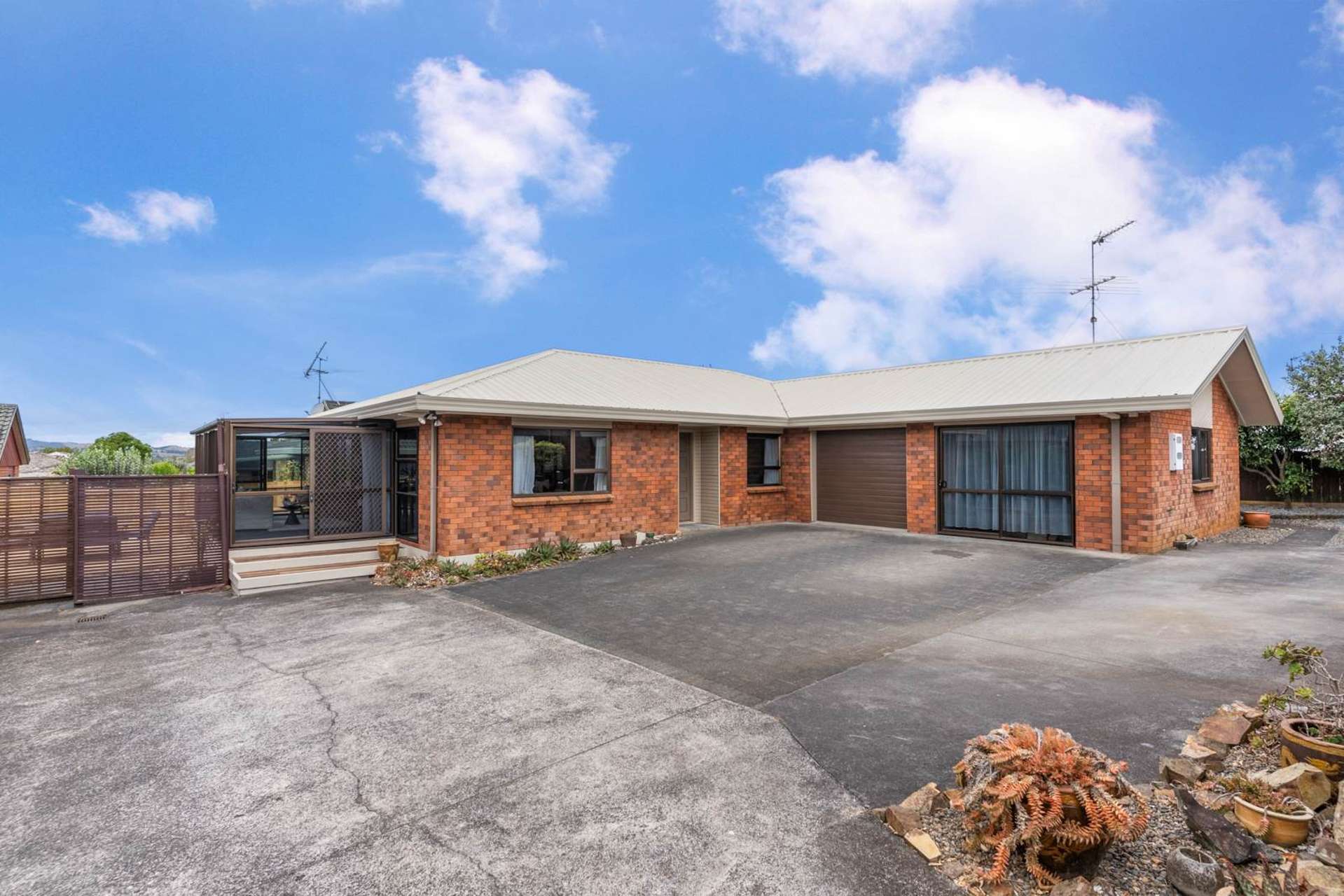 2/132 Wellington Street Pukekohe_0