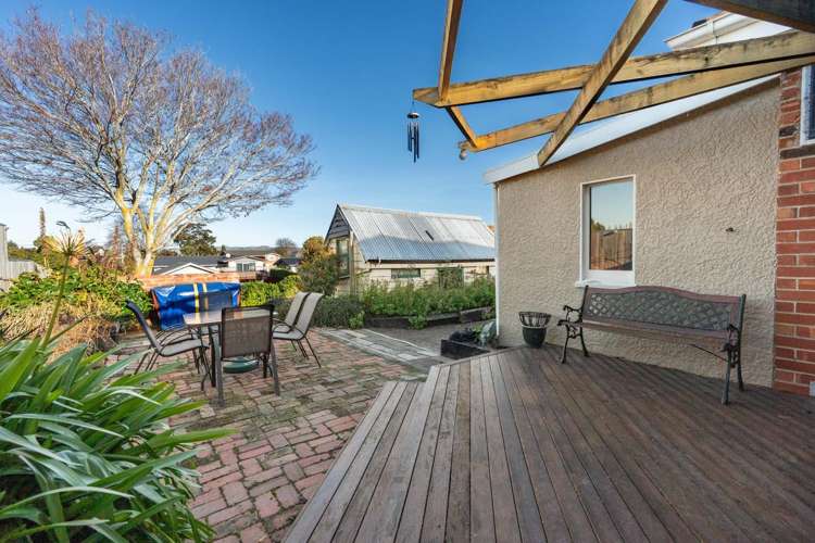 39 Holyhead Street Outram_15