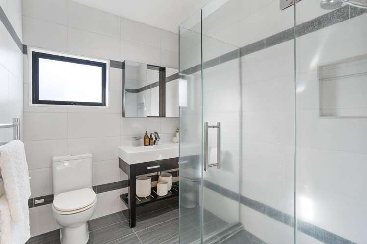 64 St Andrews Road Epsom_11