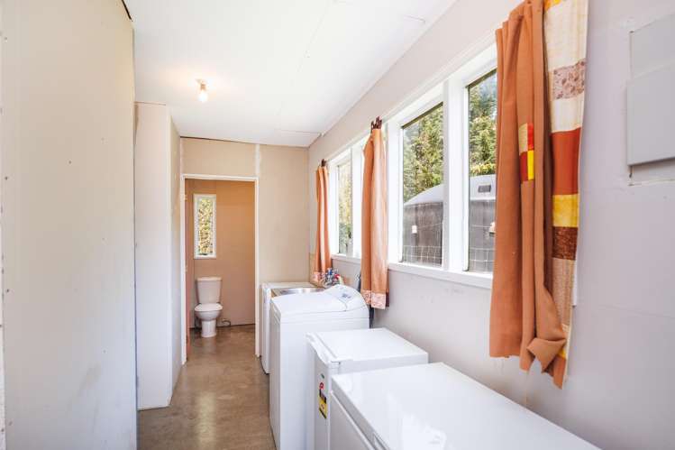 135 Zigzag Road Pohangina Valley_19