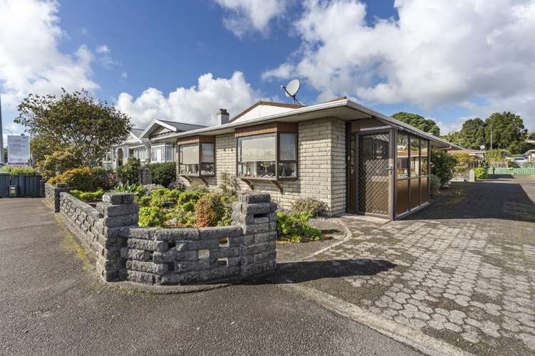 1/189 Powderham Street New Plymouth Central_1