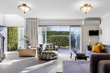 47 Chateau Crescent_3