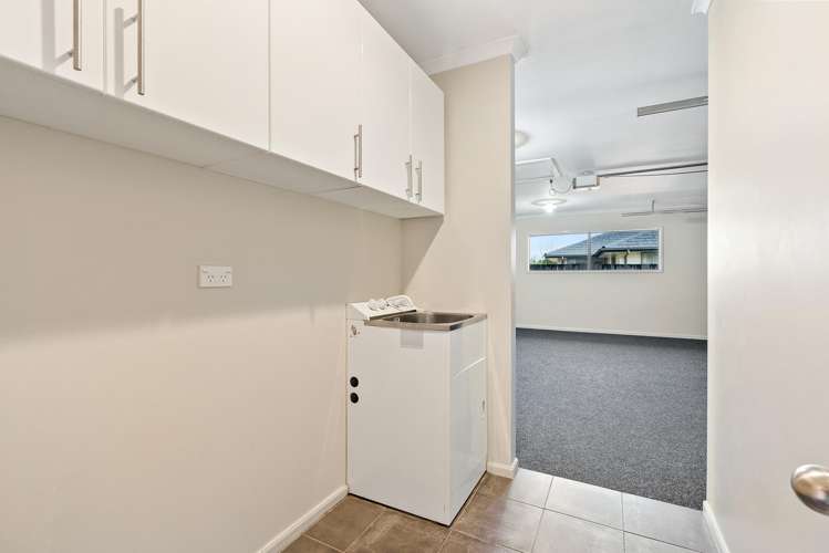 18 Paradise Point Place One Tree Point_25