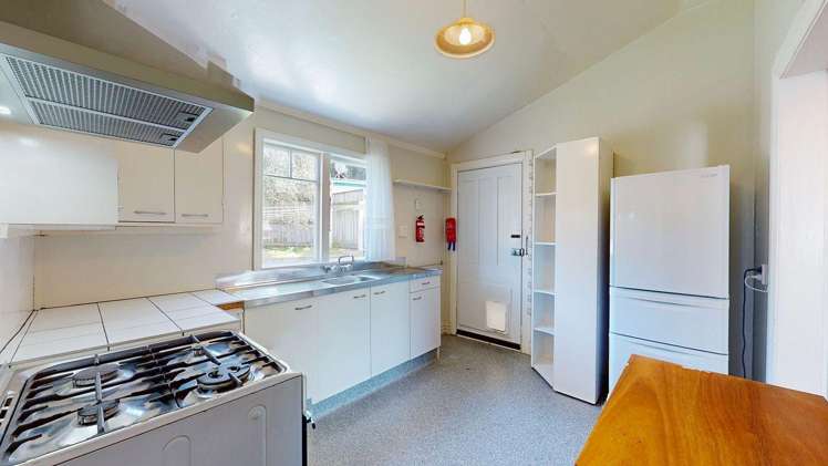 3 Knoll Street Island Bay_5