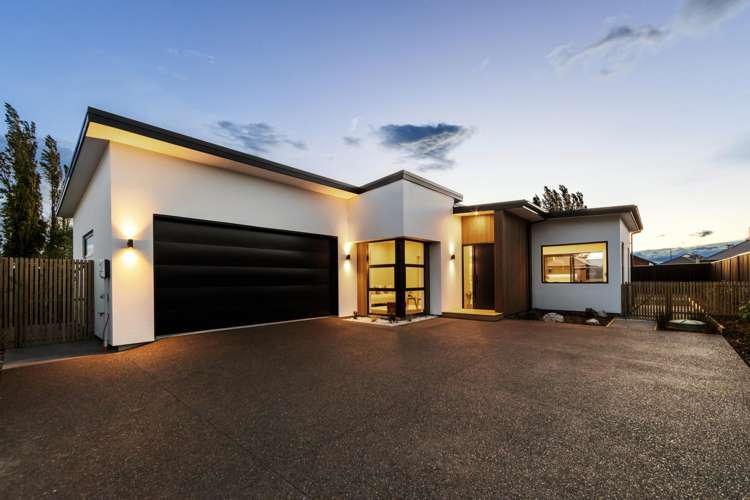 14 Elsie Lange Way Casebrook_19