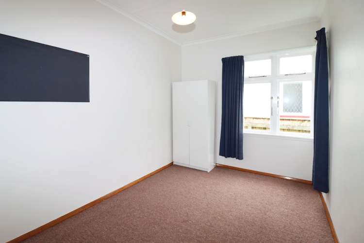204 High Street South Carterton_18
