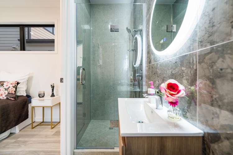 25 Christella Street Flat Bush_16