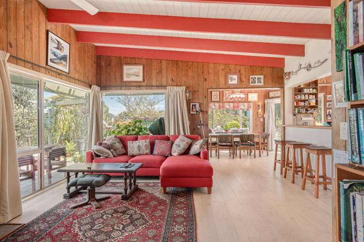 11 and 11A Kuaka Lane_5