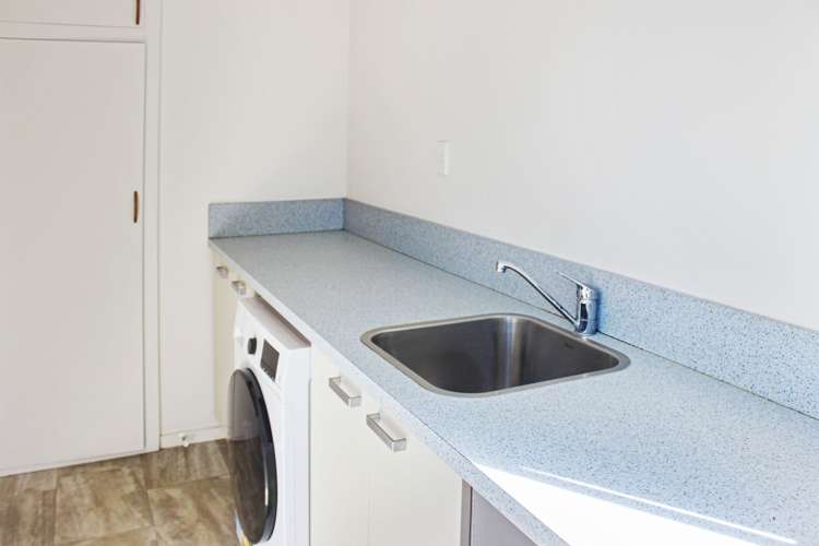 39 Showgate Avenue Sockburn_12