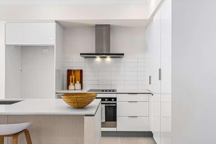 44 Owen Chapman Drive Red Beach_1