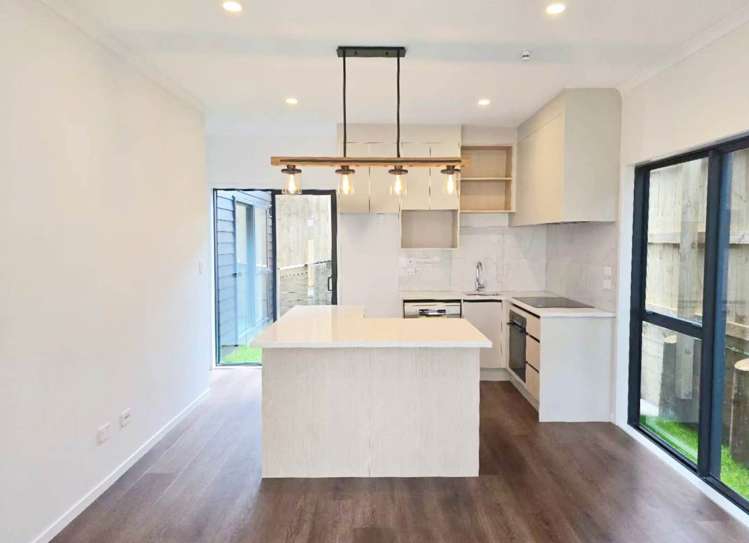 23 Melton Road Mt Wellington_24