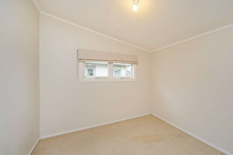 42 Florence Avenue 10930_8