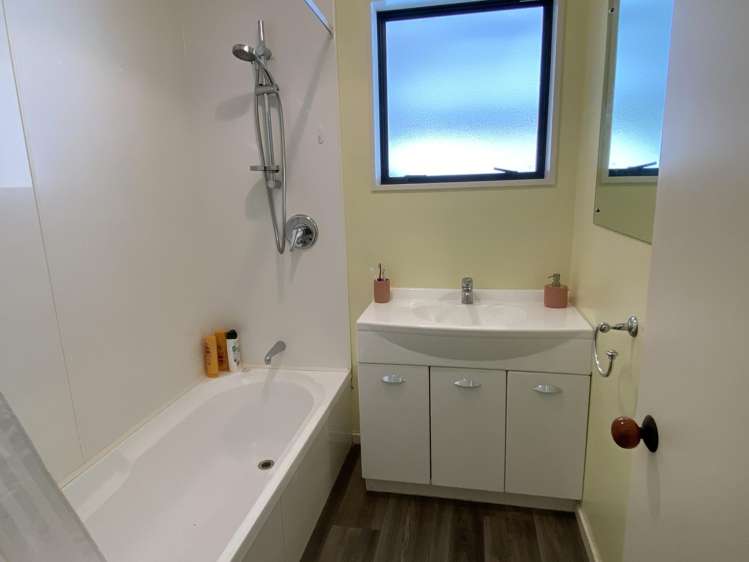 16 Ragan Lane Wanaka_8