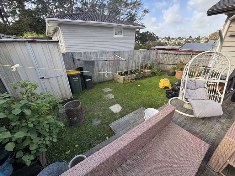 9 Thornlow Street Glendene_14