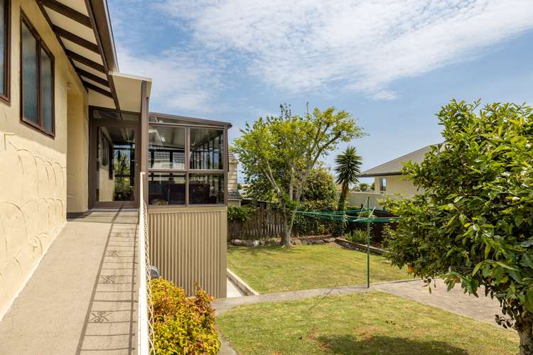 15 Tresillian Avenue Marybank_17