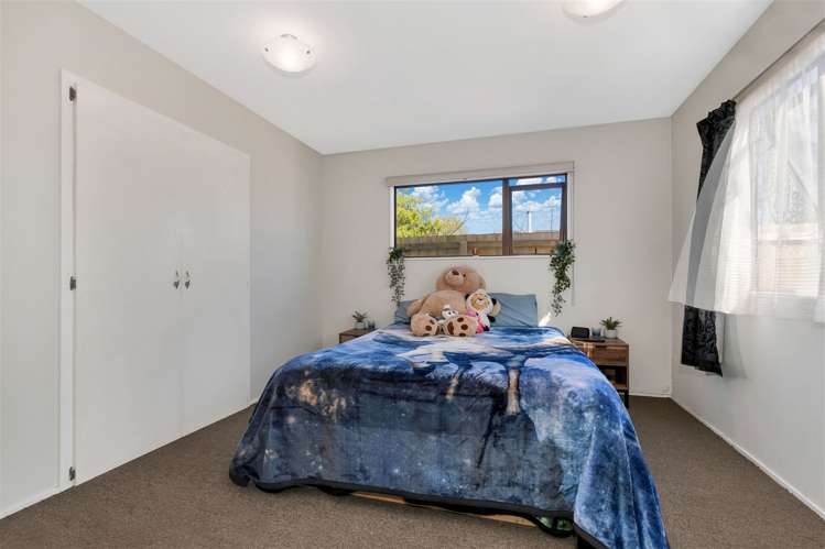 14 Parsonage Road Woodend_16