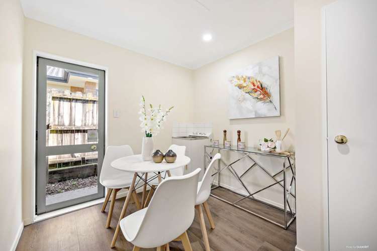 8 Sambrooke Crescent Flat Bush_9