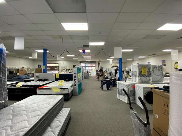 Unit 2 at 60 Clarence Street Hamilton Central_2