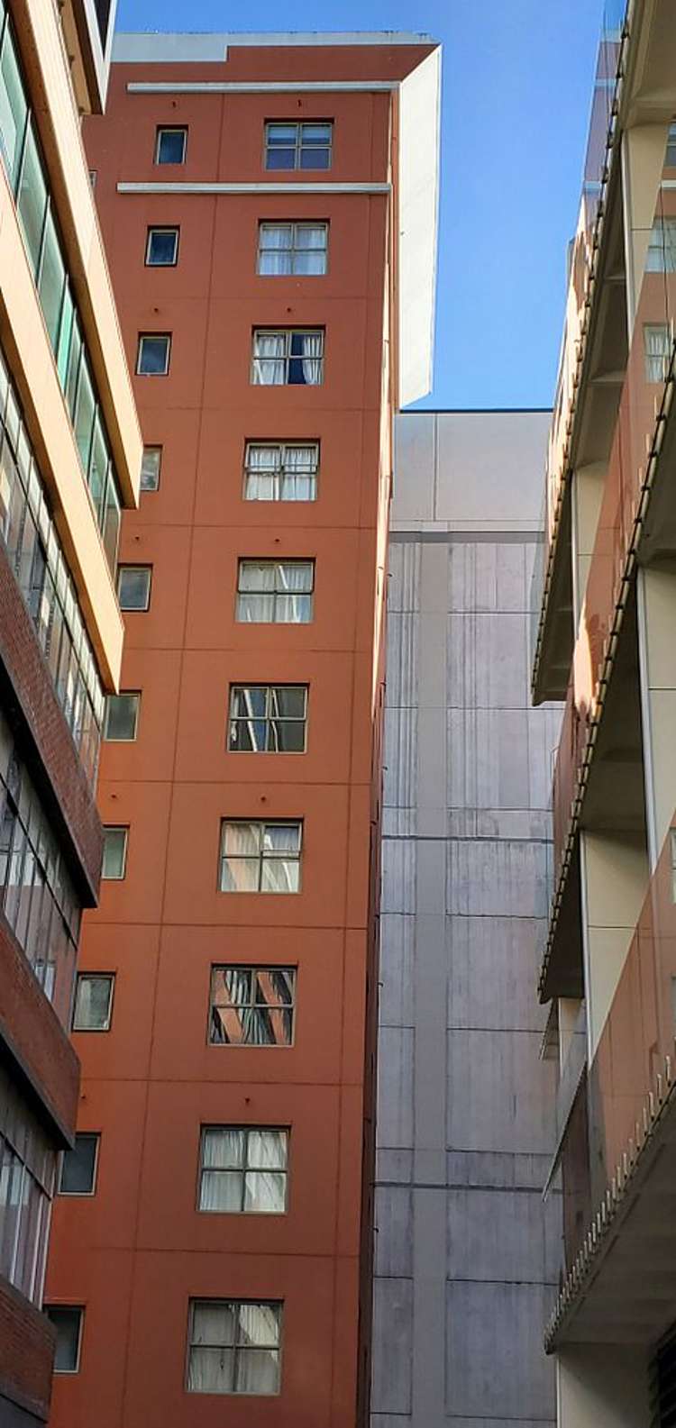 9d/125a Hobson Street Auckland Central_1