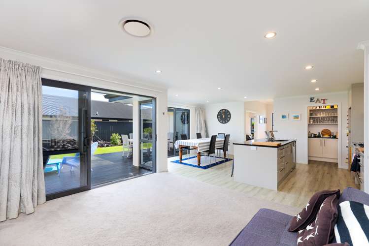 16 Woolshed Drive Stoke_12