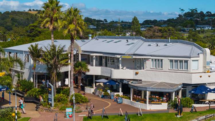 7/118 Ocean View Road Oneroa_24