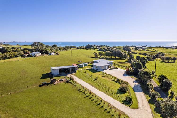 43 Carrs Road Urenui_17
