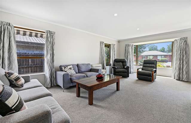 2/1 Thorrington Road Cashmere_2