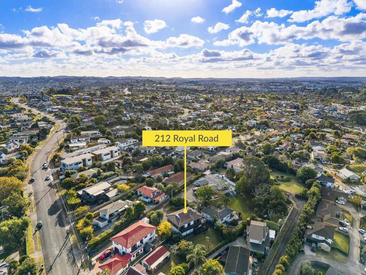 212 Royal Road Massey_39