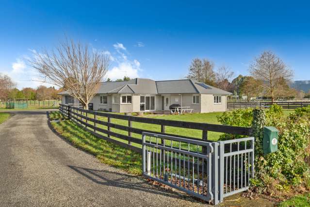 Lifestyle Retreat with Equestrian Appeal