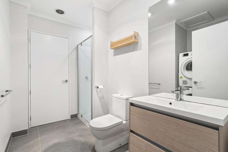 1/71 Hobsonville Point Road Hobsonville_8