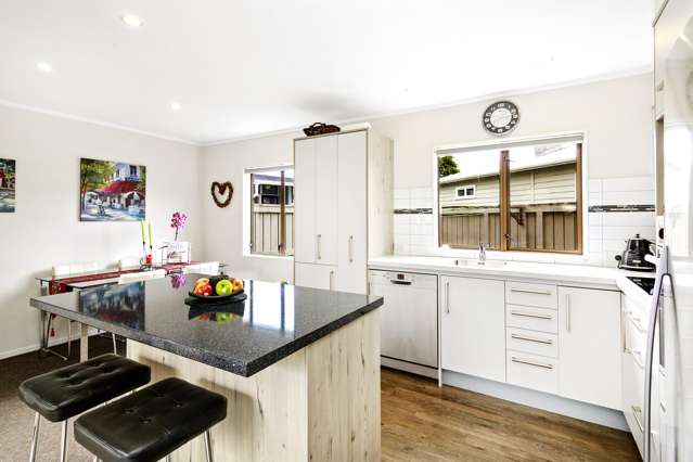 2/44 Randwick Crescent Moera_2