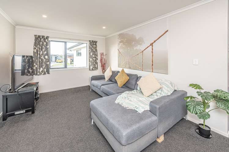 41 Magnolia Crescent Tawhero_4