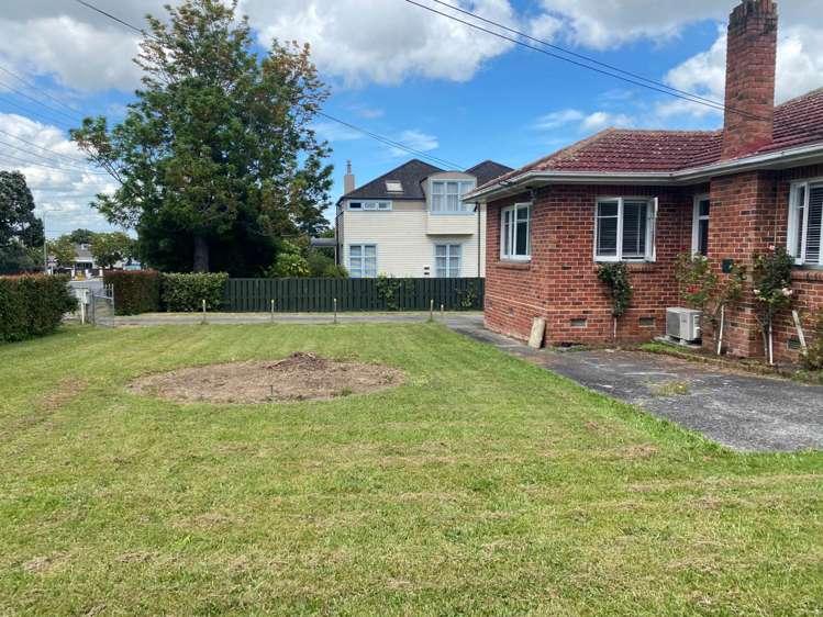 30 Hill Road Hillpark_10