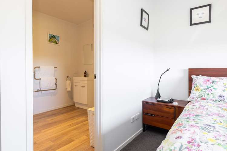 2/33 Miro Street Mt Maunganui_14