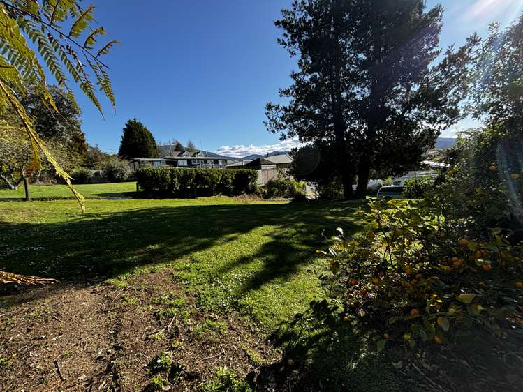 2/12 Gosling Grove Turangi_4