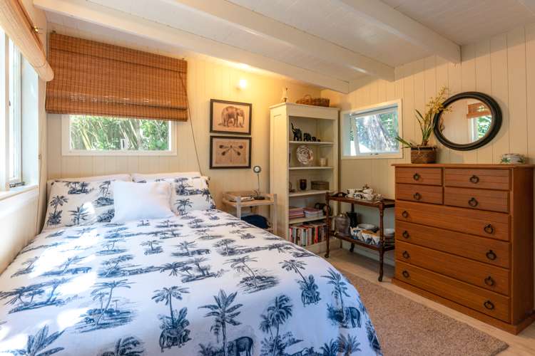 7 Hillside Road Ostend_24