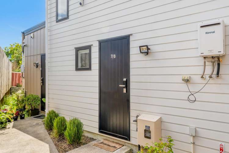 7/8 Hepburn Road Glendene_15