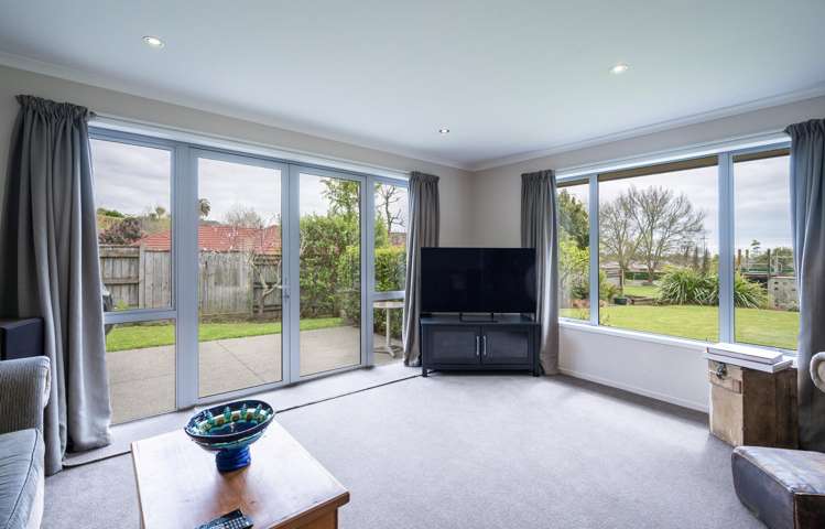 4 Romney Close Richmond_8