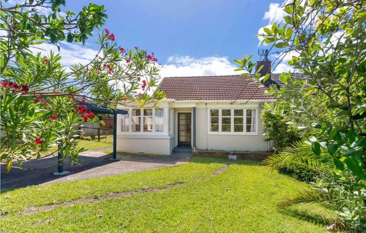 1 Handley Avenue Narrow Neck_1
