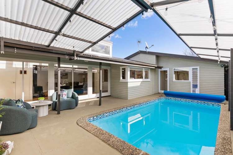 11 Janet Street Sunnyhills_38