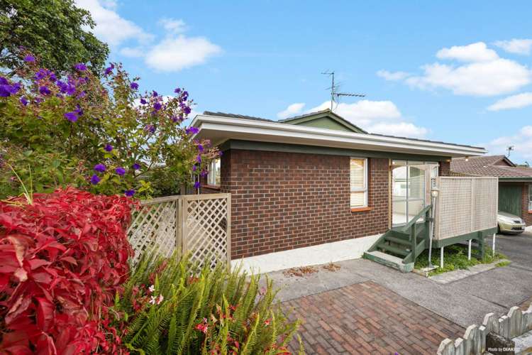 2/7 Suwyn Place Manurewa_14