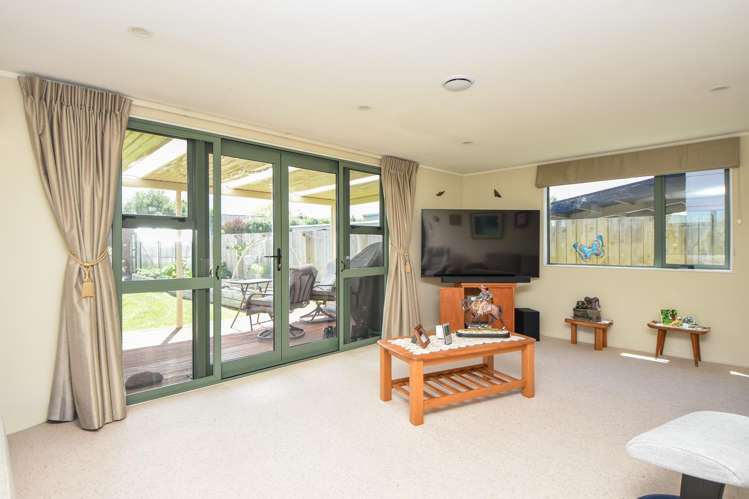 6 Kupe Drive Carterton_9