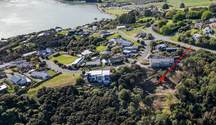 5 Monarch Drive Robinsons Bay_12