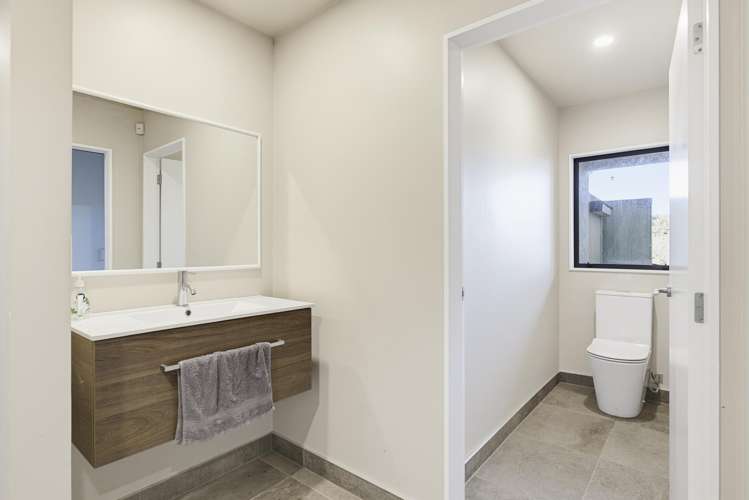 10 Ashfield Grove Churton Park_15