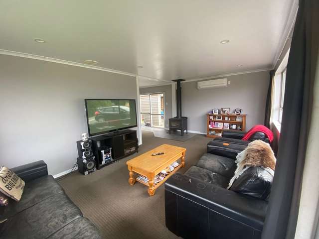 Address withheld Halfway Bush_1