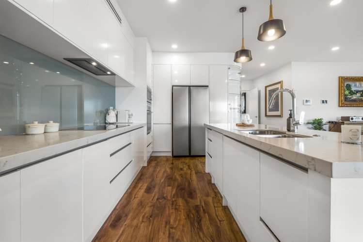 94 Pohutukawa Parade Riverhead_8