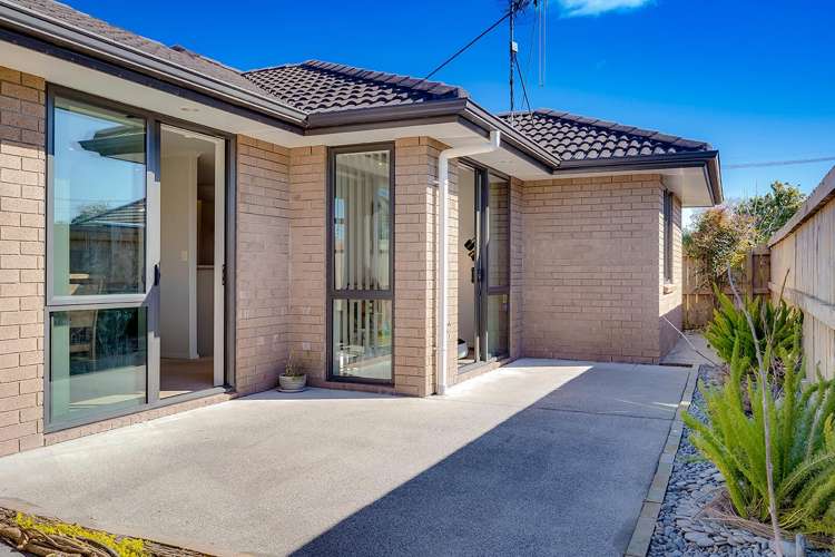 171 Clyde Street Hamilton East_16